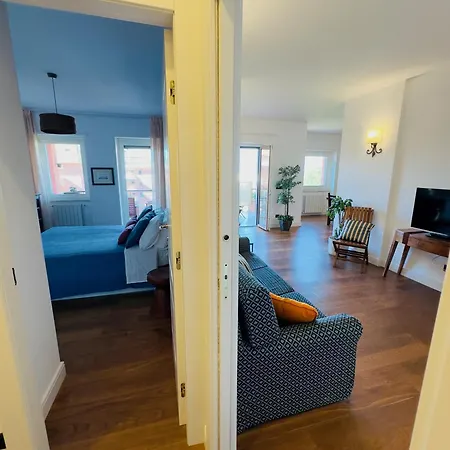 Blue View Apartment